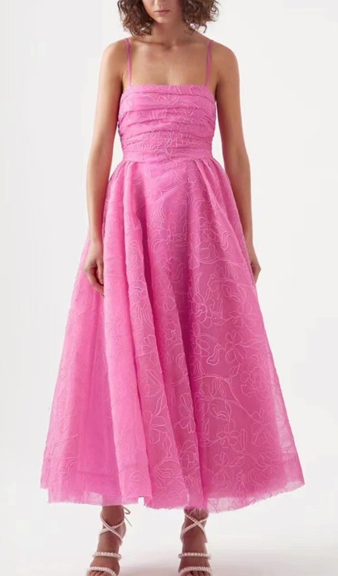 İşlemeli Fit ve Flare Midi Askılı Elbise Pembe