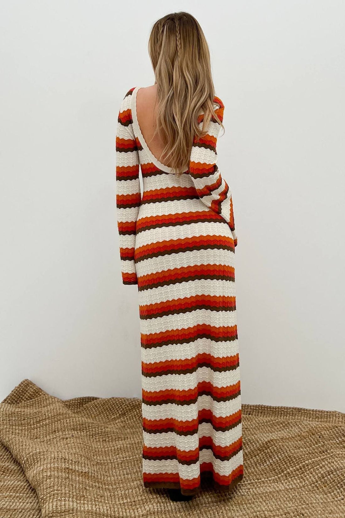 Calista Weaved Zigzag Sırtı Açık Uzun Örgü Elbise