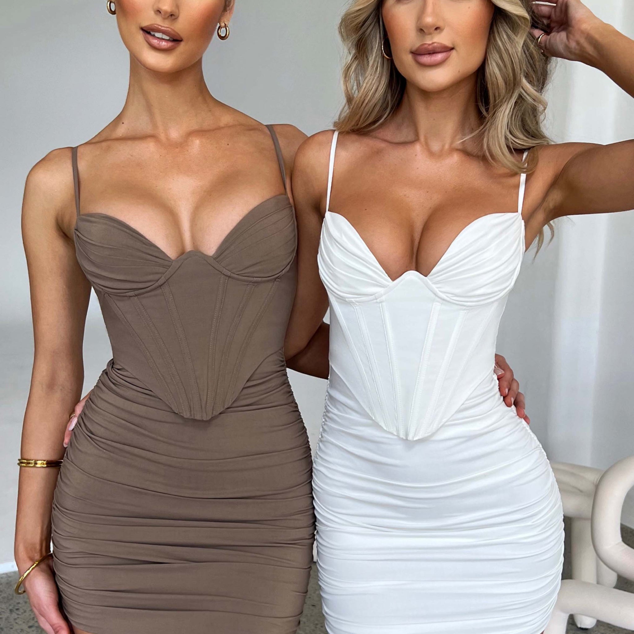 Nyla - Mocha Mini Elbise