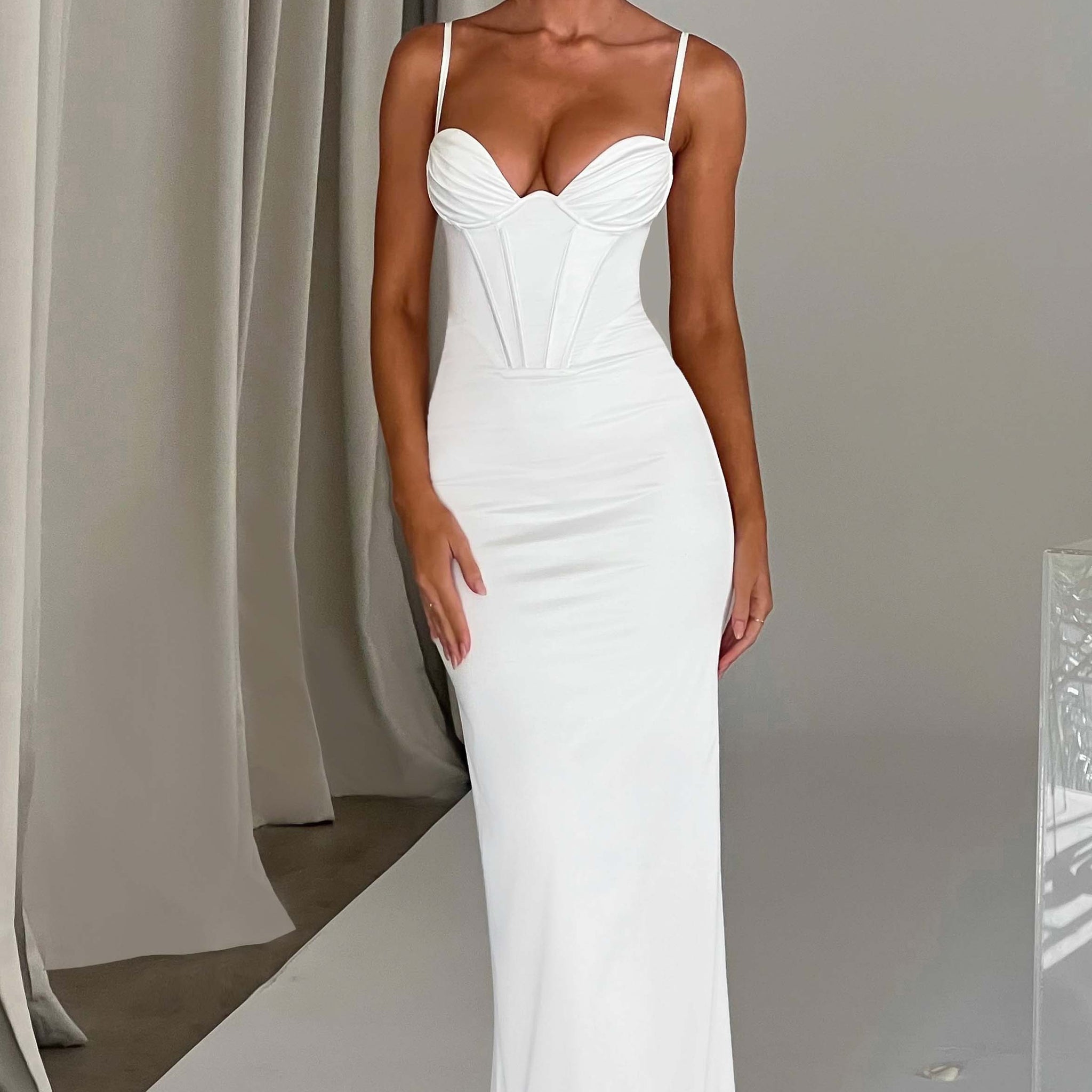 Onika - Beyaz Maxi Elbise