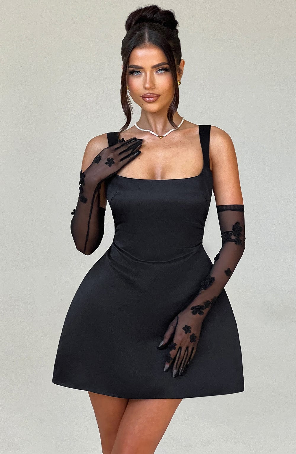 Sofie - Siyah Mini Elbise